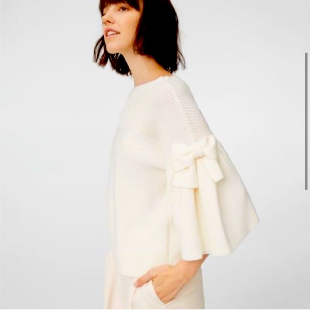 Club Monaco Millenie Bow Sleeve Sweater S/P